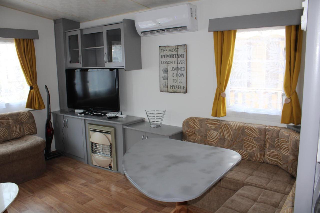 Mobil-Home Spatieux 8Pers - Brume Сен-Жулиен-ан-Борн Екстериор снимка